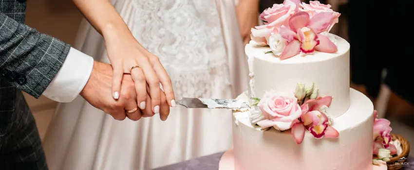 BML-Newlyweds Cutting Cake